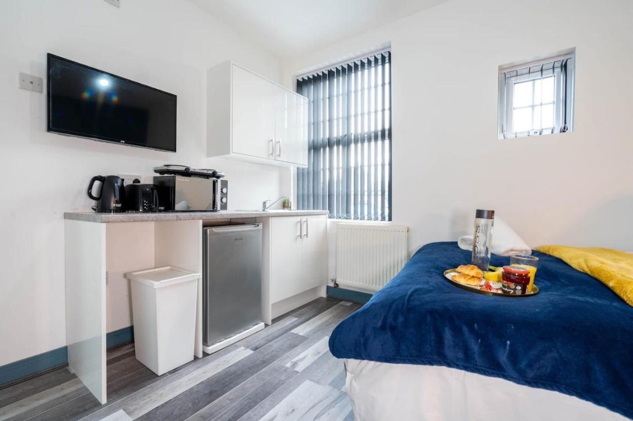 Comfy, Modern Studio With Netflix Apartment เบอร์มิงแฮม ภายนอก รูปภาพ