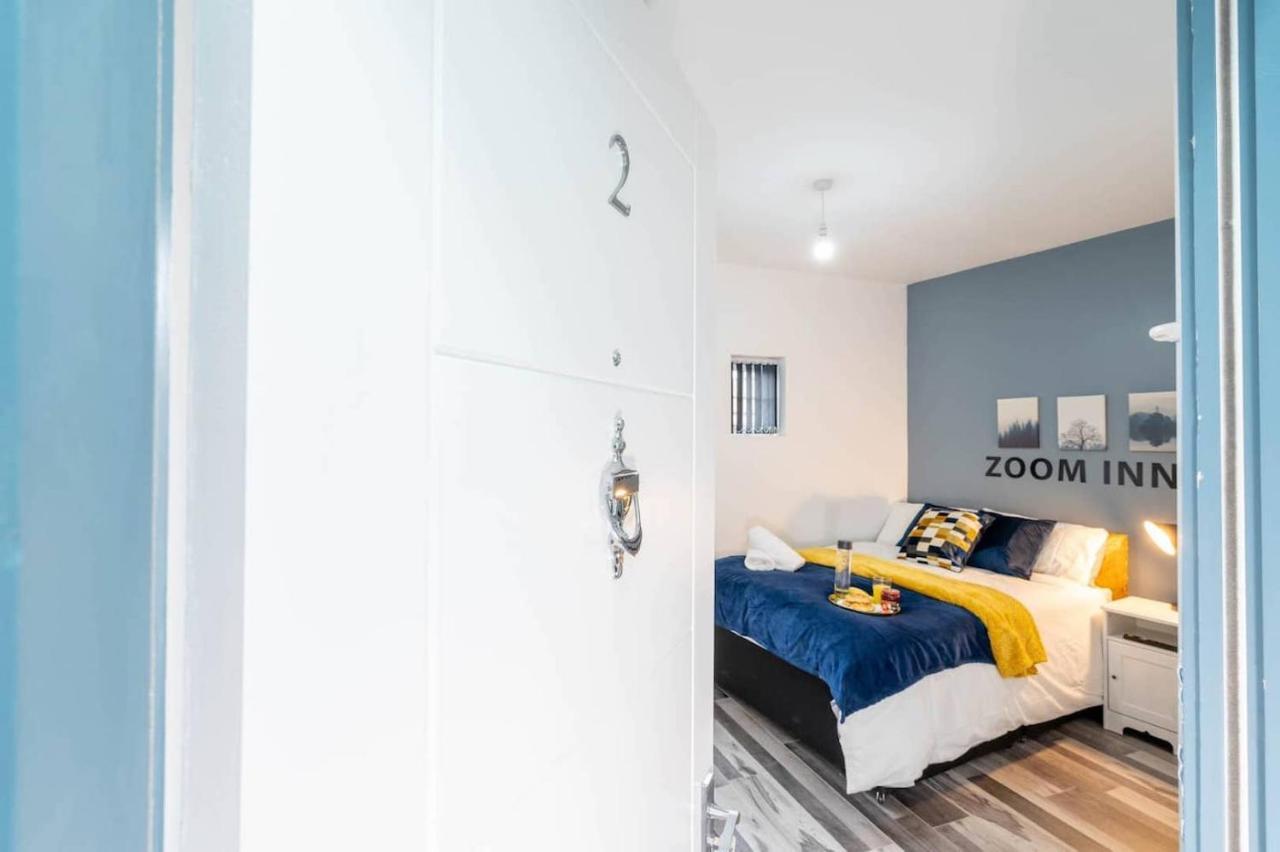 Comfy, Modern Studio With Netflix Apartment เบอร์มิงแฮม ภายนอก รูปภาพ
